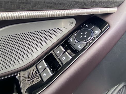 New 2026 Ford Explorer Platinum image 13