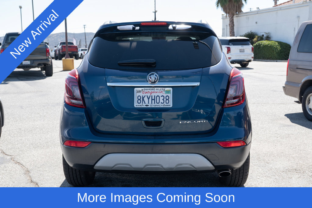 Used 2019 Buick Encore Sport Touring FWD image 4
