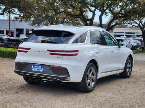 New 2026 Genesis GV70 2.5T Advanced w/ G1 Accessory Package image 5