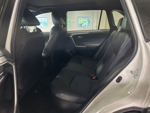 Used 2022 Toyota RAV4 XSE AWD/4WD image 22