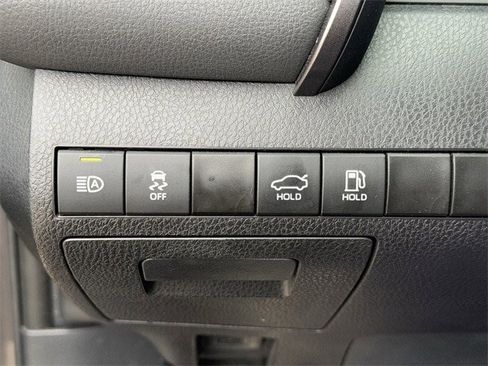 Used 2023 Toyota Camry SE image 22