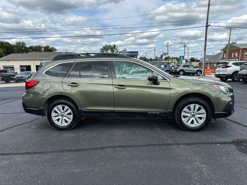 Used 2018 Subaru Outback 2.5i Premium AWD/4WD image 9