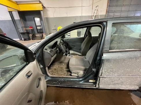 Used 2006 Chevrolet Cobalt LS image 19