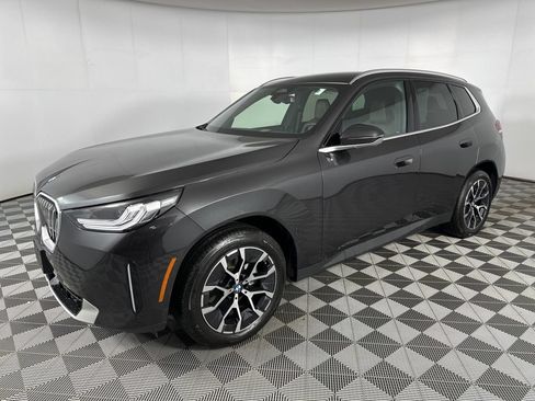 Used 2025 BMW X3 xDrive30i w/ Convenience Package AWD/4WD image 6