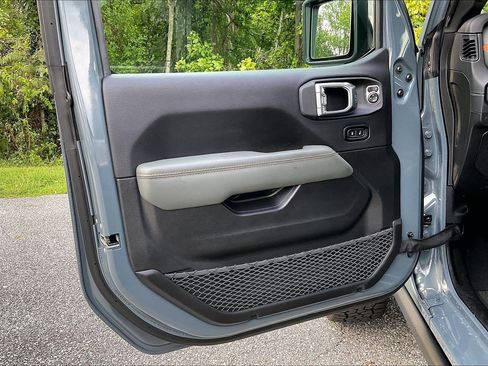 Used 2026 Jeep Gladiator Mojave AWD/4WD image 23