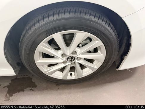 Used 2022 Toyota Camry LE w/ Carpet Mat Package (TMS) FWD image 10