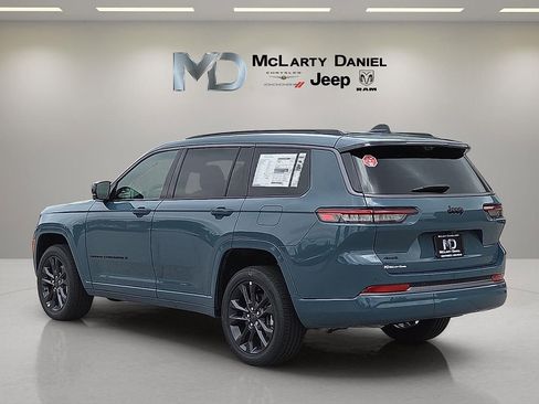 New 2026 Jeep Grand Cherokee L Limited AWD/4WD image 4