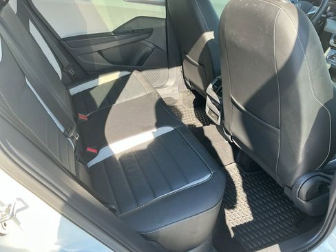 Certified 2025 Volkswagen Taos SEL w/ Black Wheel Plus Package image 34