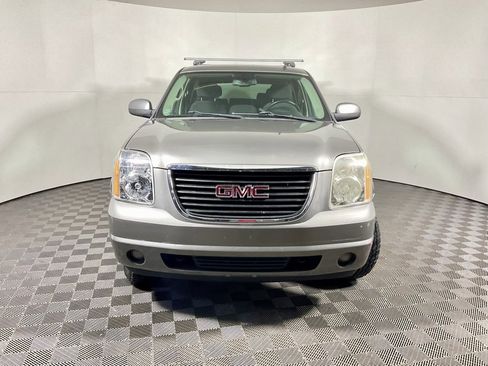 Used 2008 GMC Yukon SLE image 3