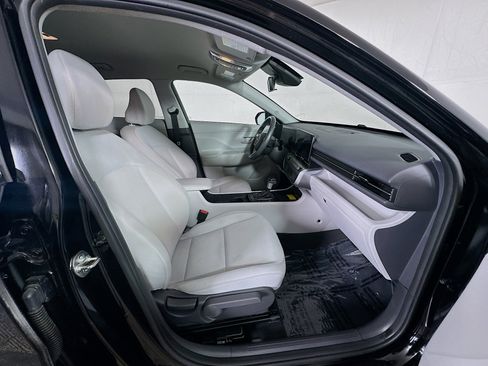 Used 2025 Hyundai Kona SEL image 26