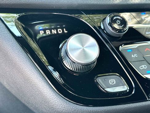 New 2026 Chrysler Pacifica Select image 21