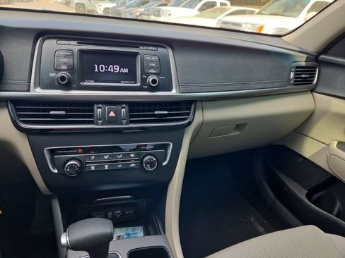 Used 2016 Kia Optima LX FWD image 13