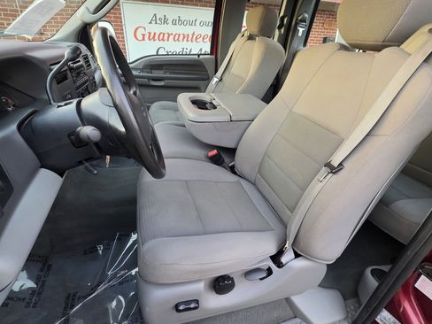 Used 2004 Ford F250 Lariat image 13