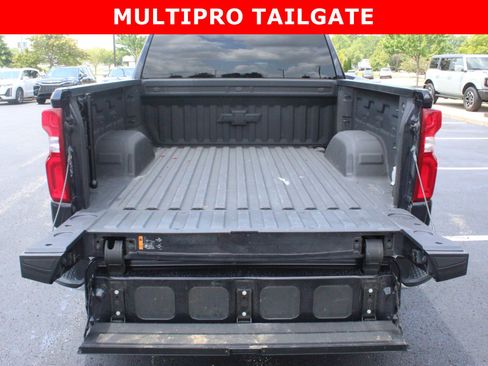 Used 2022 Chevrolet Silverado 1500 LTZ AWD/4WD image 8