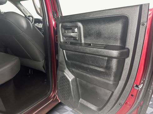 Used 2017 RAM 1500 Express image 26