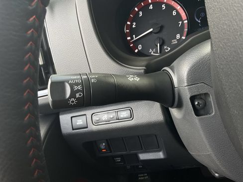 Used 2026 Nissan Frontier PRO-4X AWD/4WD image 35