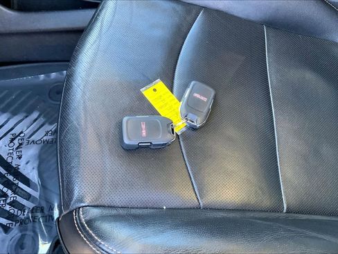 Used 2021 GMC Terrain SLT w/ Infotainment Package II image 15