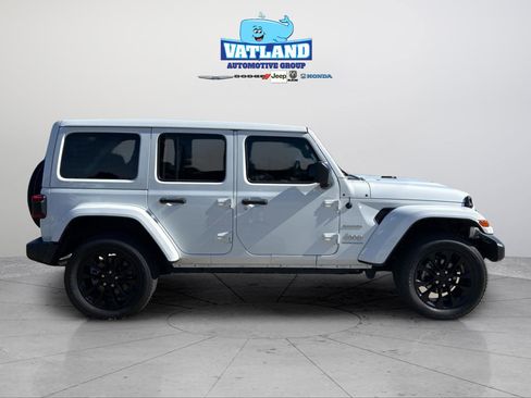 Certified 2023 Jeep Wrangler Unlimited Sahara w/ Cold Weather Group image 6