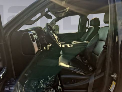 Used 2019 Chevrolet Silverado 2500 LTZ w/ Duramax Plus Package AWD/4WD image 10