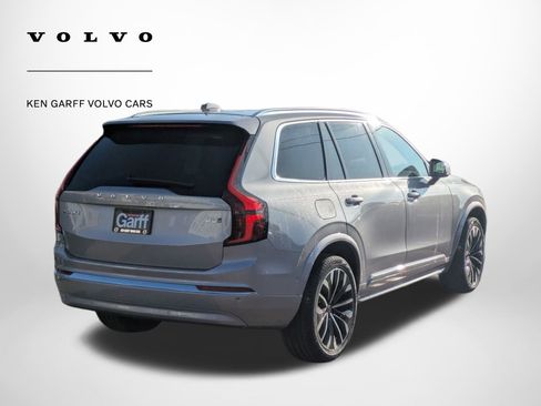 New 2026 Volvo XC90 B5 Plus w/ Protection Package image 3
