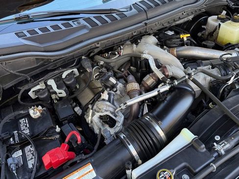 Used 2021 Ford F250 Lariat AWD/4WD image 29