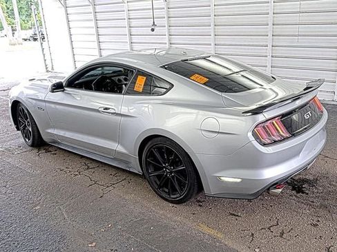 Used 2017 Ford Mustang GT Premium RWD image 3