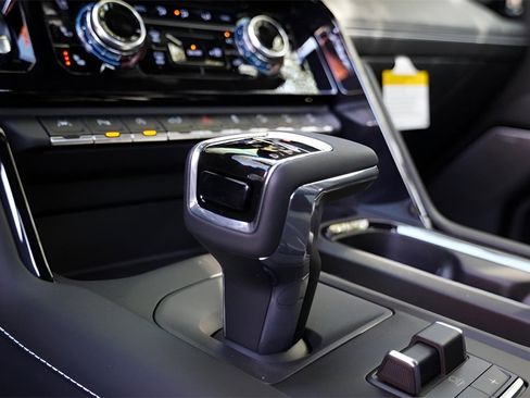 New 2026 GMC Sierra 1500 AT4X w/ AT4X AEV Edition image 12