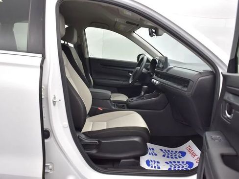 Used 2024 Honda CR-V LX image 17