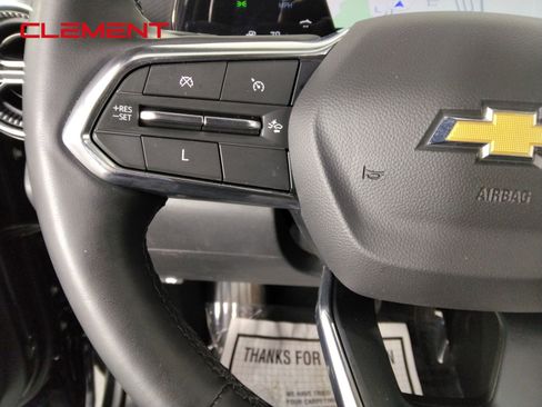 Used 2025 Chevrolet Equinox LT image 14