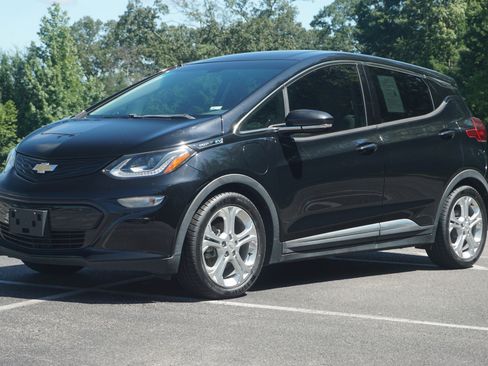 Used 2020 Chevrolet Bolt LT image 5