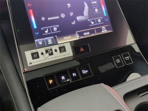 New 2025 INFINITI QX80 Autograph image 25