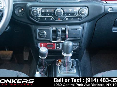 Used 2023 Jeep Wrangler Unlimited Rubicon w/ Safety Group image 58