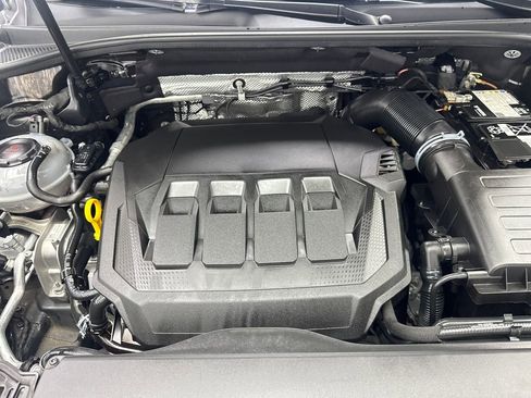 Used 2024 Audi Q3 2.0T Premium Plus w/ Premium Plus Package image 79