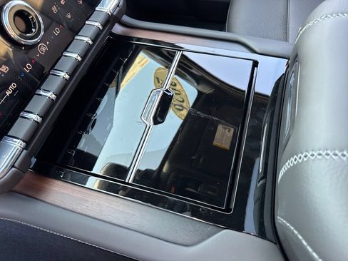 New 2026 GMC Yukon XL Denali w/ Denali Reserve Package AWD/4WD image 18