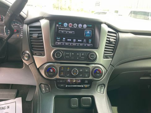 Used 2018 Chevrolet Tahoe LT image 17