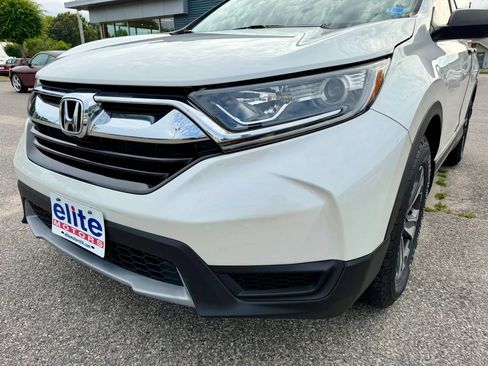 Used 2017 Honda CR-V LX image 10