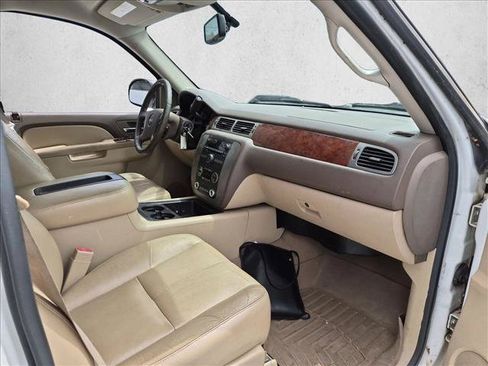 Used 2011 GMC Sierra 1500 SLT w/ SLT Convenience Package AWD/4WD image 13