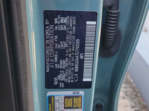 Used 2025 Kia Seltos S FWD image 30