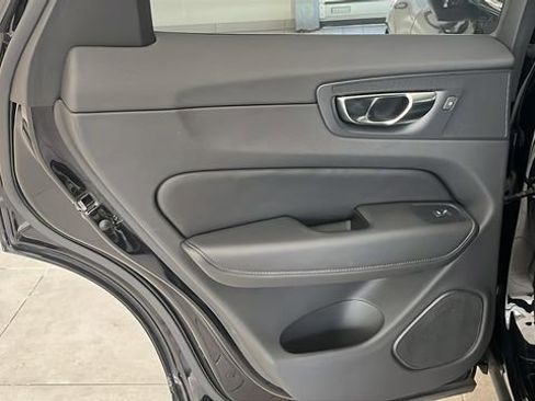 Certified 2025 Volvo XC60 B5 Plus image 19