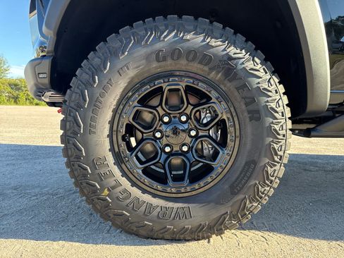 New 2026 Chevrolet Colorado ZR2 w/ ZR2 Bison Edition image 34