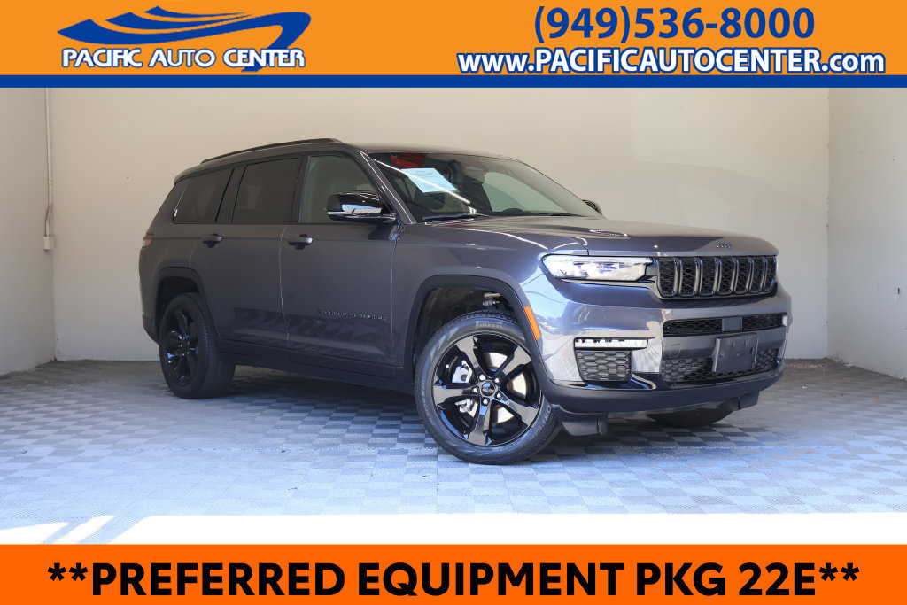 Used 2024 Jeep Grand Cherokee L Limited w/ Black Appearance Package AWD/4WD image 1