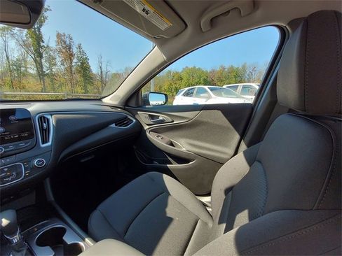 Used 2024 Chevrolet Malibu LS image 11