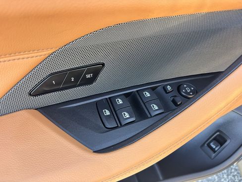 Used 2025 BMW i4 eDrive40 w/ Premium Package image 18