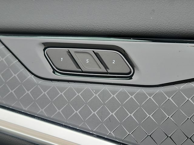 Used 2025 Jeep Wagoneer S Limited AWD/4WD image 26