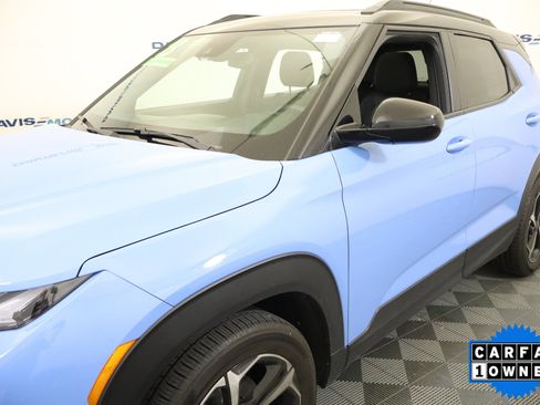Used 2023 Chevrolet TrailBlazer RS w/ Sun and Liftgate Package FWD image 13