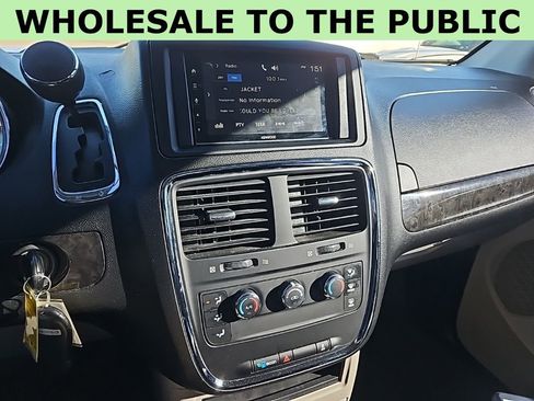 Used 2014 Dodge Grand Caravan American Value Package image 20
