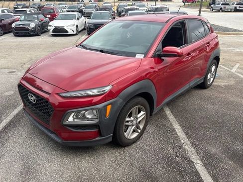 Used 2019 Hyundai Kona SE FWD image 2