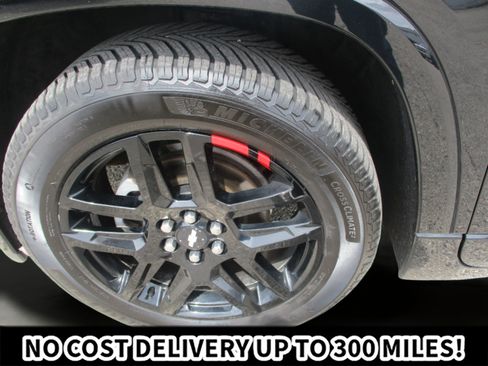 Used 2019 Chevrolet Traverse Premier w/ Redline Edition AWD/4WD image 40