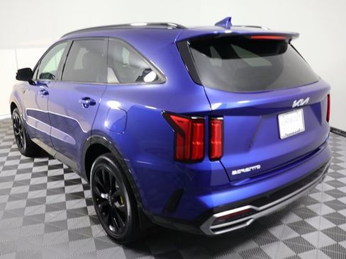 Used 2023 Kia Sorento SX image 6