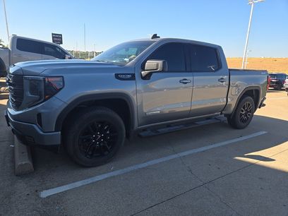 Used 2025 GMC Sierra 1500 Elevation